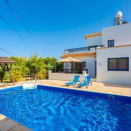 Villa Charoula Pente Paphos Buitenkant foto